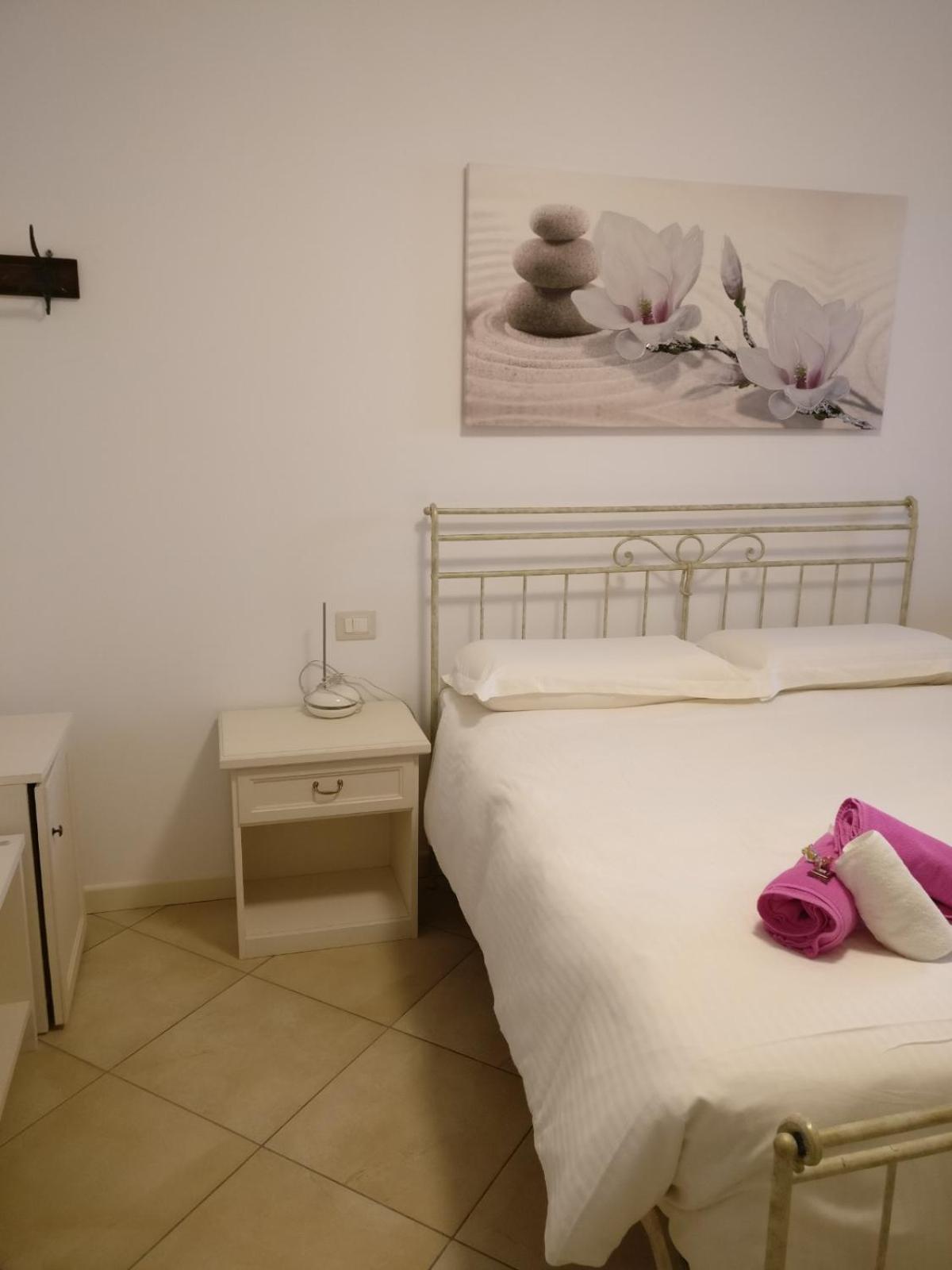 Agriturismo Nonna Bettina Moniga del Garda الغرفة الصورة