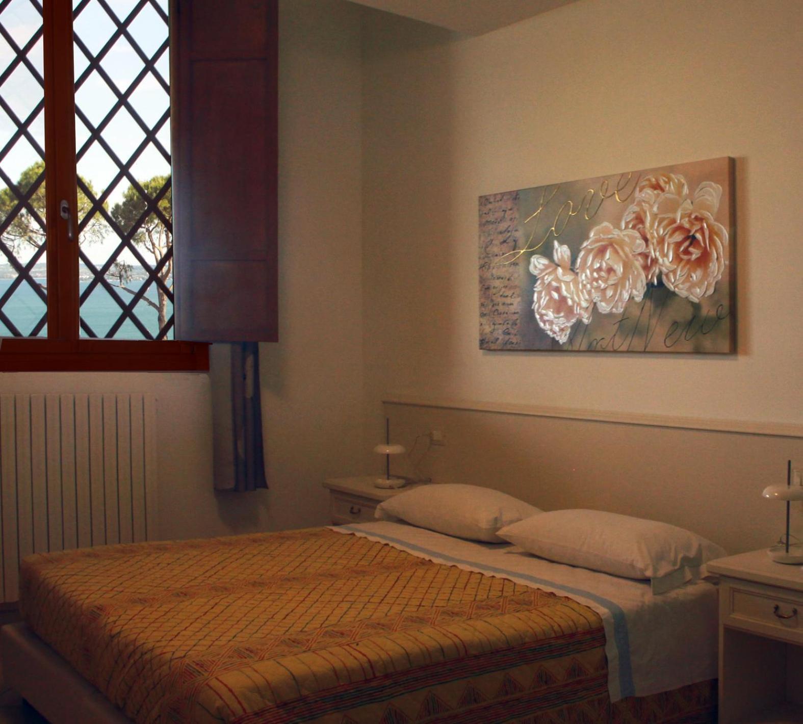 Agriturismo Nonna Bettina Moniga del Garda الغرفة الصورة